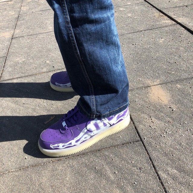 Nike кросівки